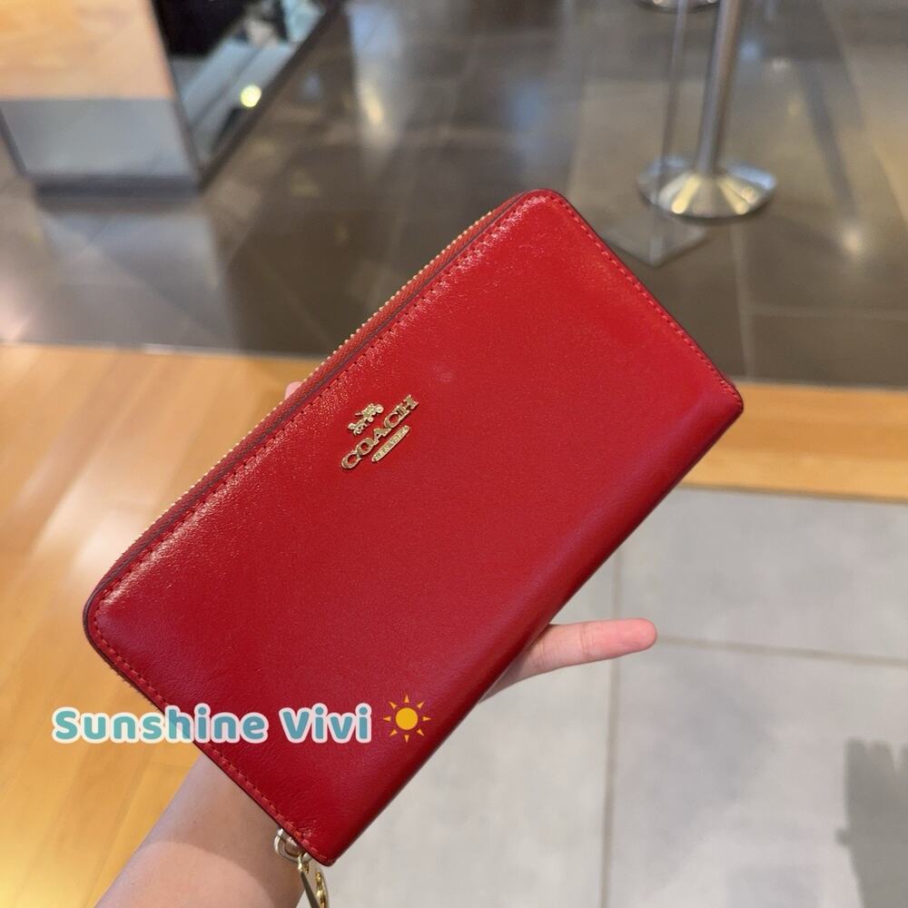 NWT Coach Long Zip Around Phone Wallet Shiny smooth leather CEC19 Gold/poppy